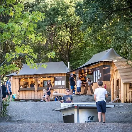 Campsite Huttopia De Serre-poncon